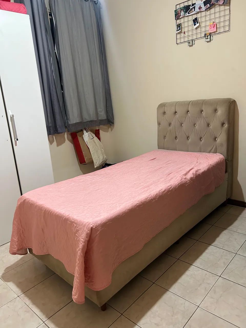 Vendo cama box de solteiro completa 