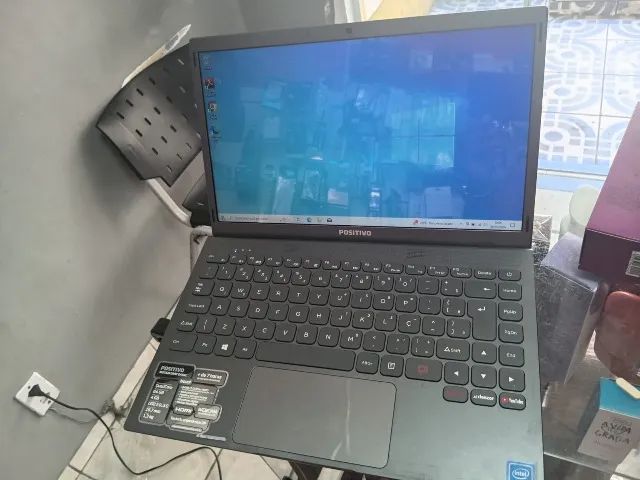 Notebook Possitivo Motion 