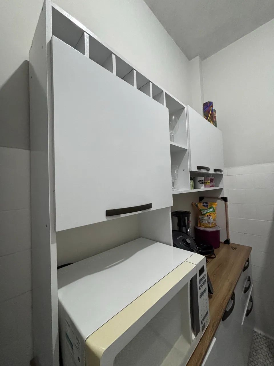 Armário de Cozinha Completo com Bancada e Suporte para Micro-ondas - Ótimo Estado! - Foto 2
