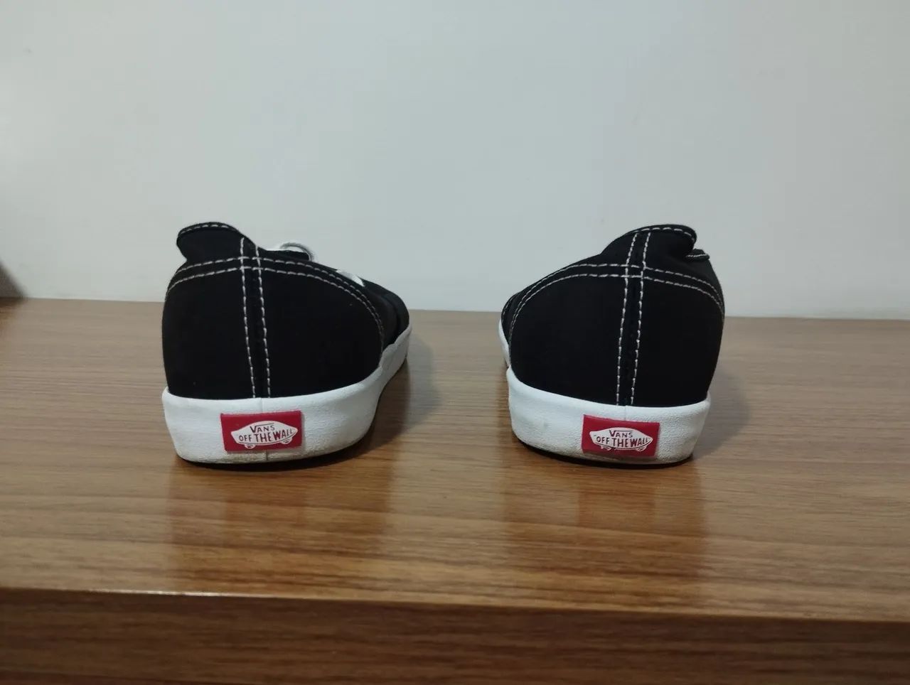 Tênis Vans Authentic 42 usado uma única vez  - Foto 4