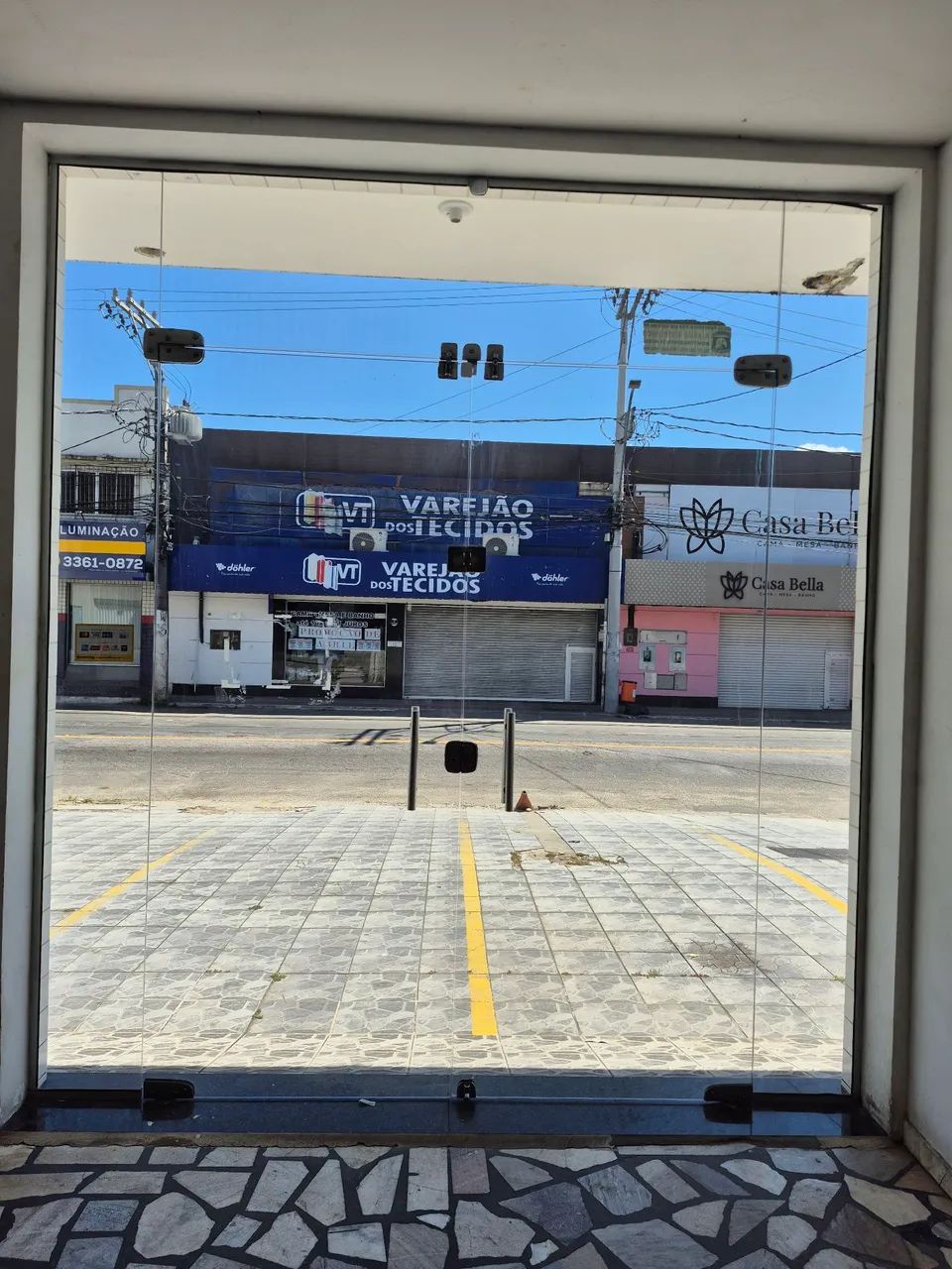 Vendo 1 Porta de Vidro com 3 metros por 2.10 