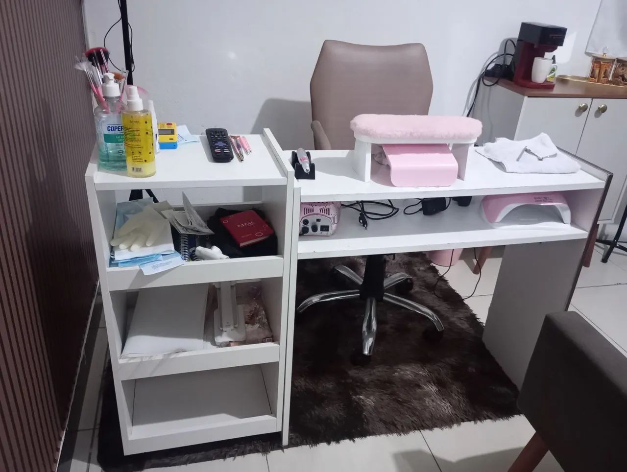 Carrinho auxiliar de Manicure/ e Mesa de manicure  - Foto 5