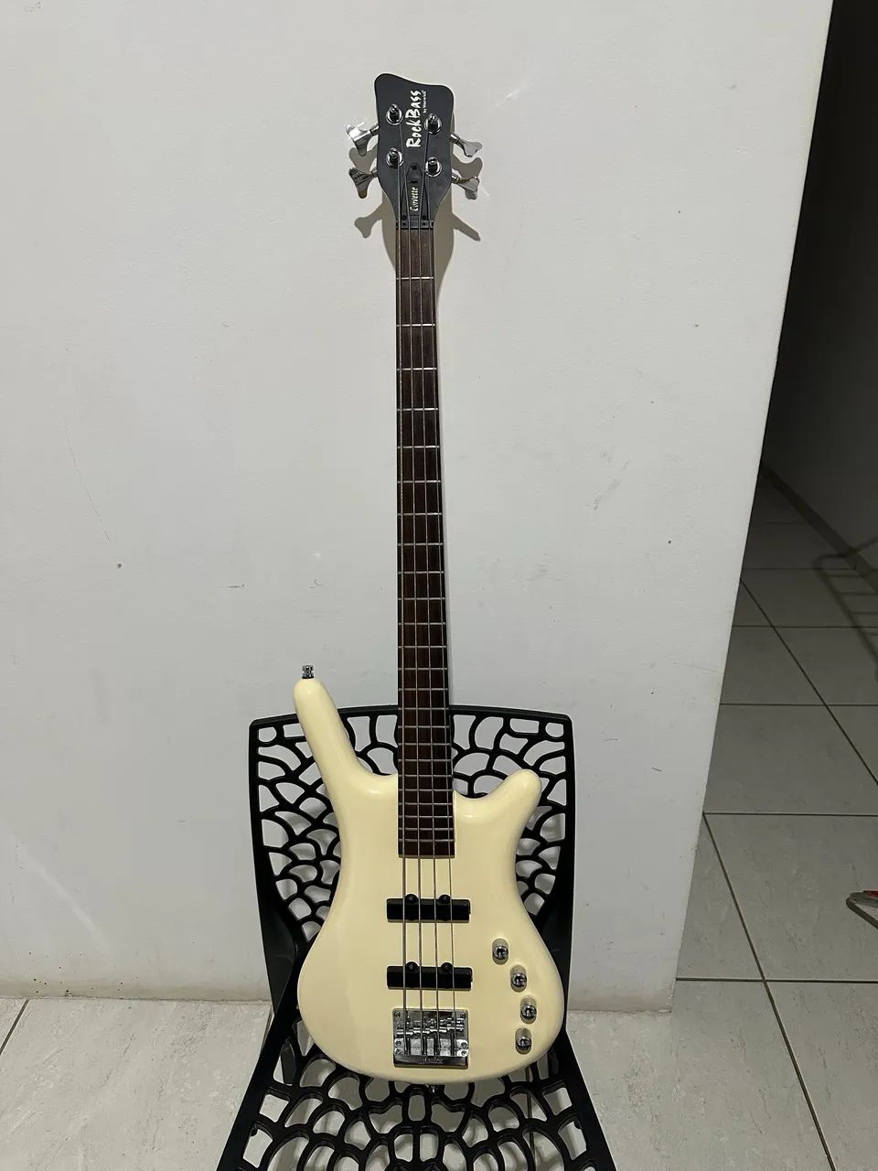 ? WARWICK ROCKBASS CORVETTE BASIC ACTIVE ? 4 CORDAS