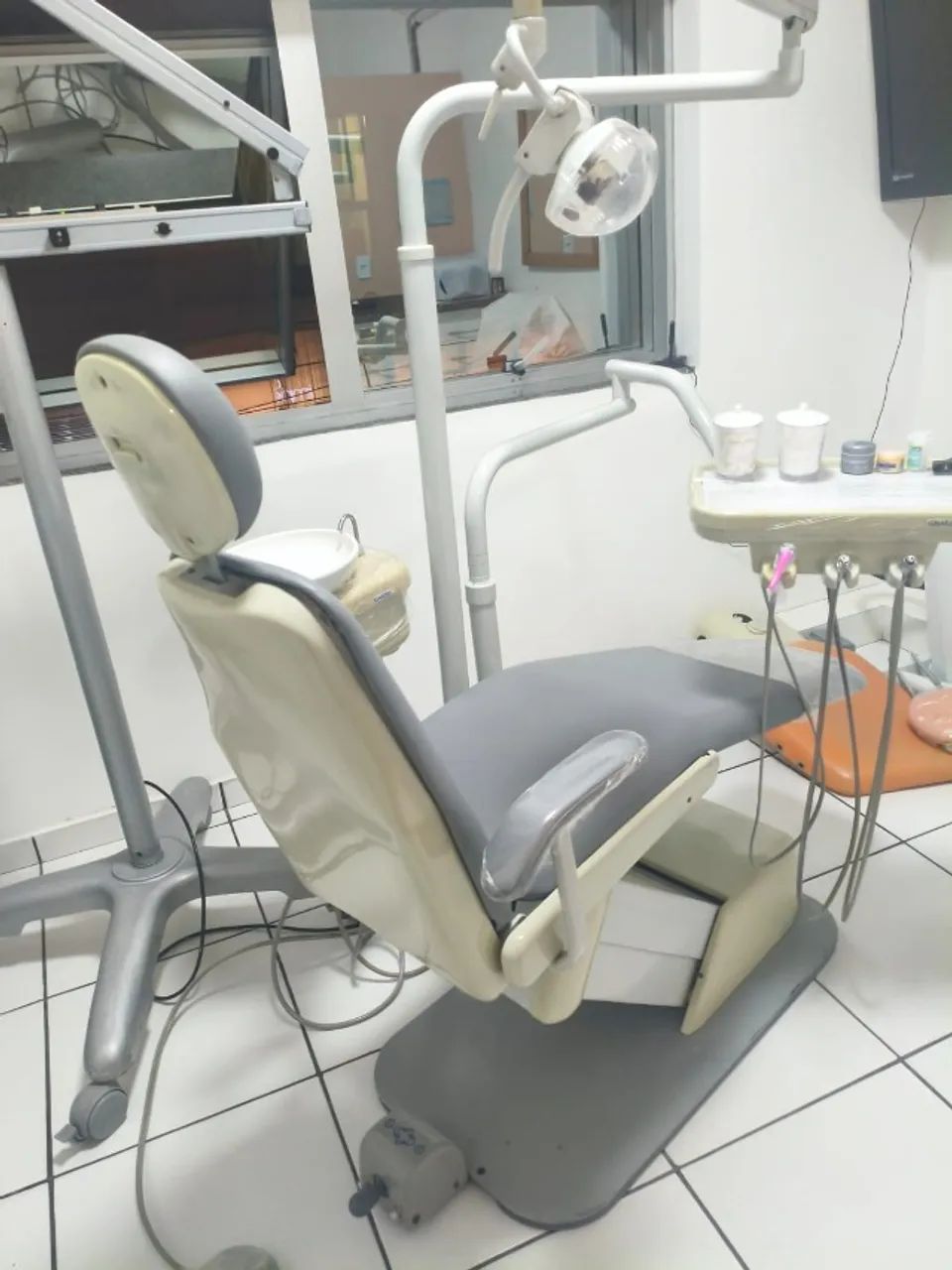 Cadeira Odontológica  - Foto 6