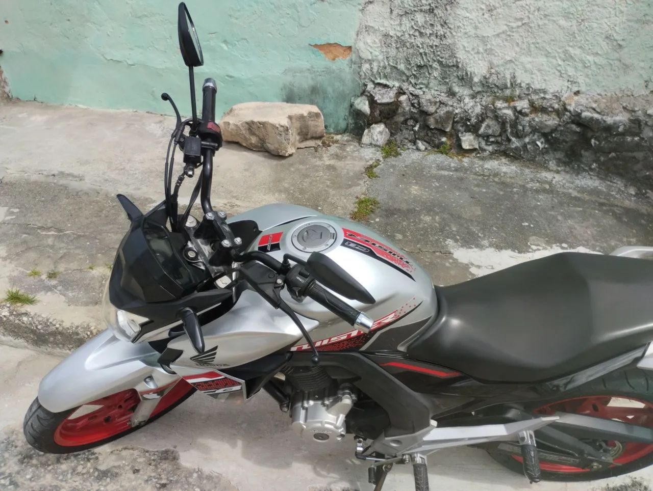 Honda cb Twister 250cc 2021 - Foto 2
