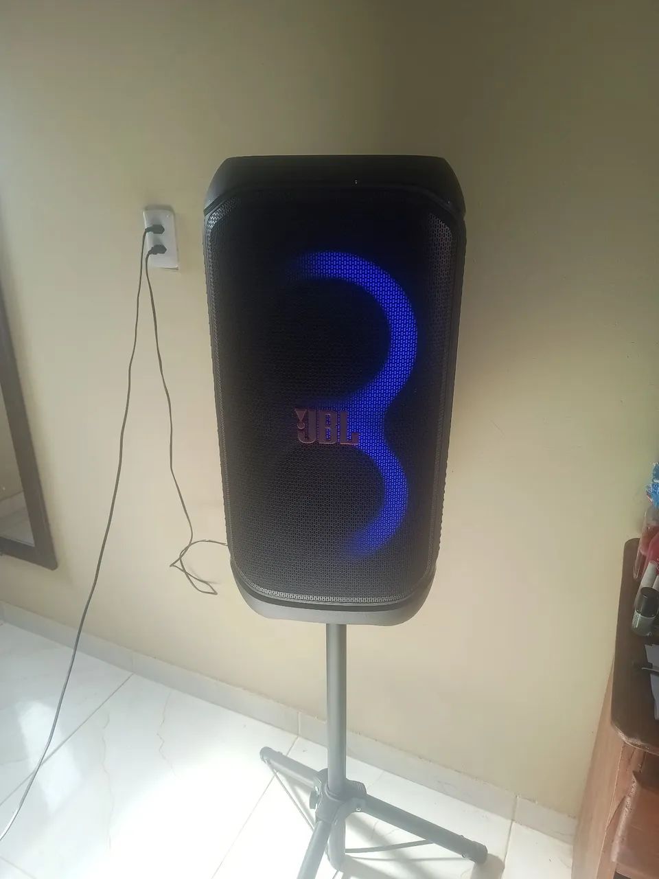 JBL 