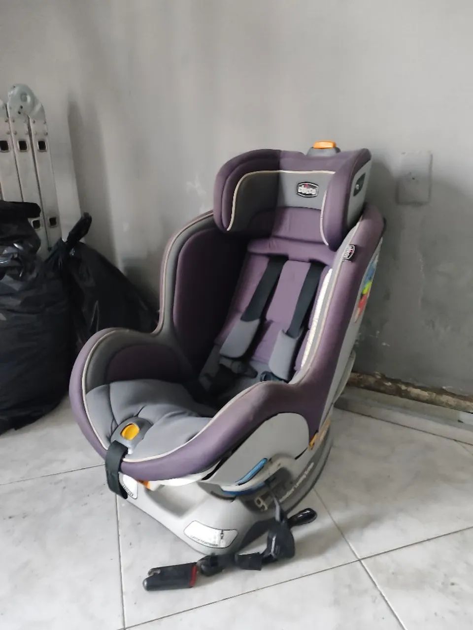 Cadeirinha de automóvel 