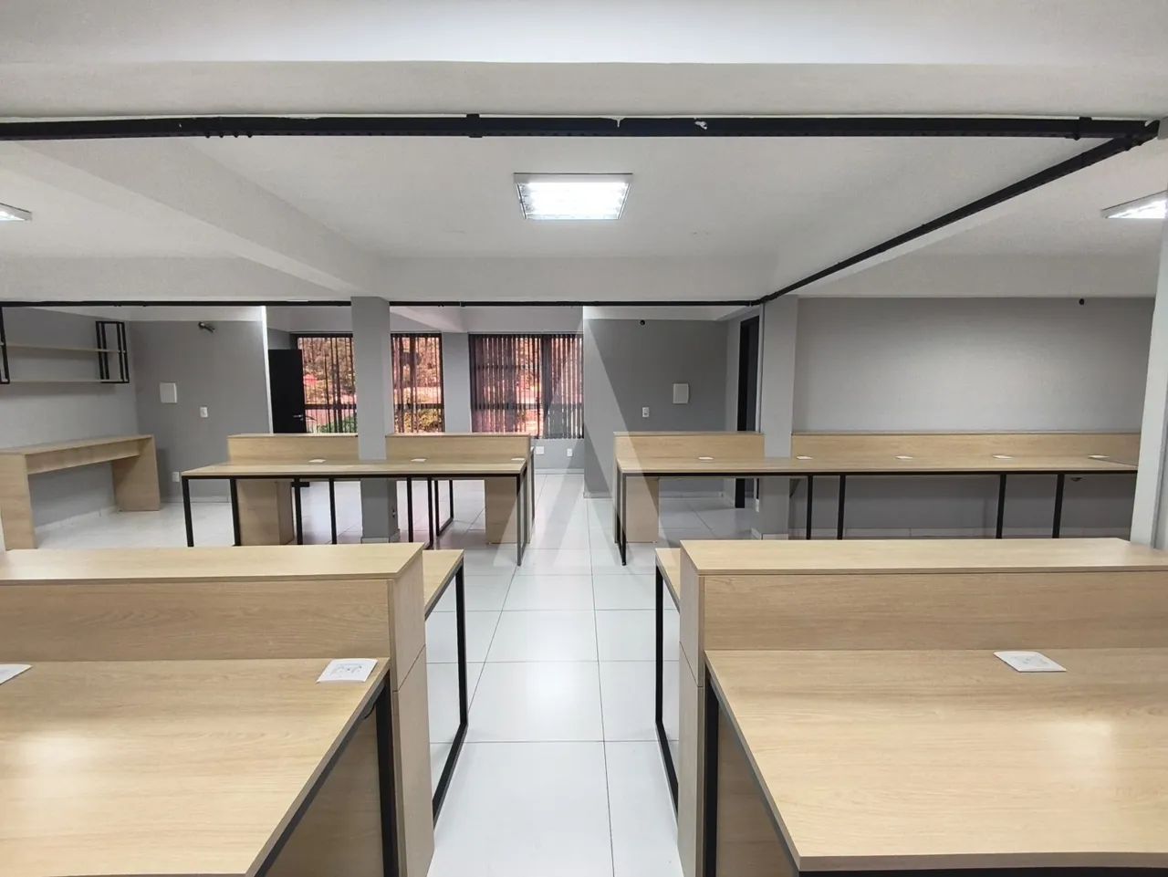 SALA COMERCIAL COM ESPAÇO AMPLO NO CENTRO DE JOINVILLE - Foto 5
