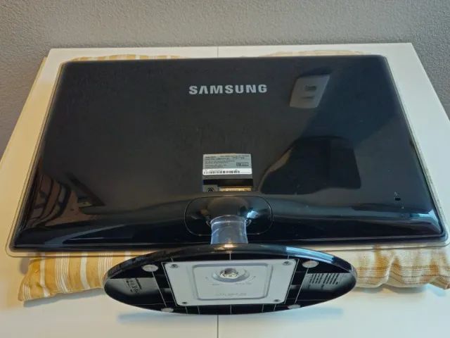Monitor Samsung P2370 (com cabo de alimentação)  - Foto 3