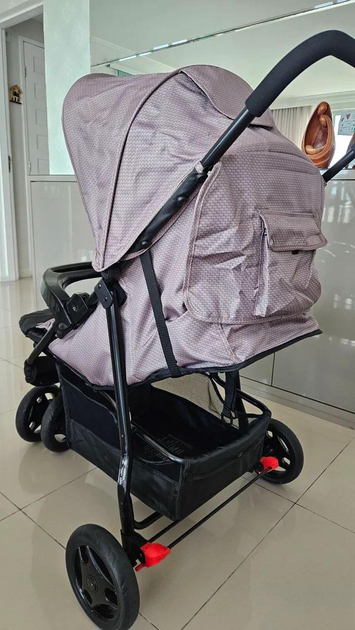 Carrinho de Bebê com Bebê conforto Cosco Toffy - Foto 5