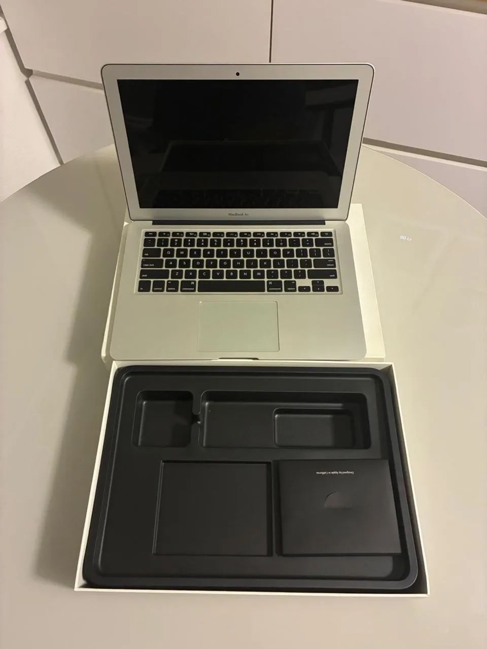 MacBook Air 2015・8G／256GB・オフィス/／Win11・箱付 MacBook Air 2015 impecável (com a caixa original) - Notebooks