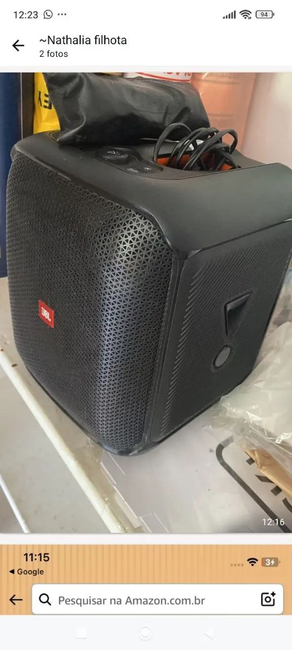 Caixa de som com microfone 