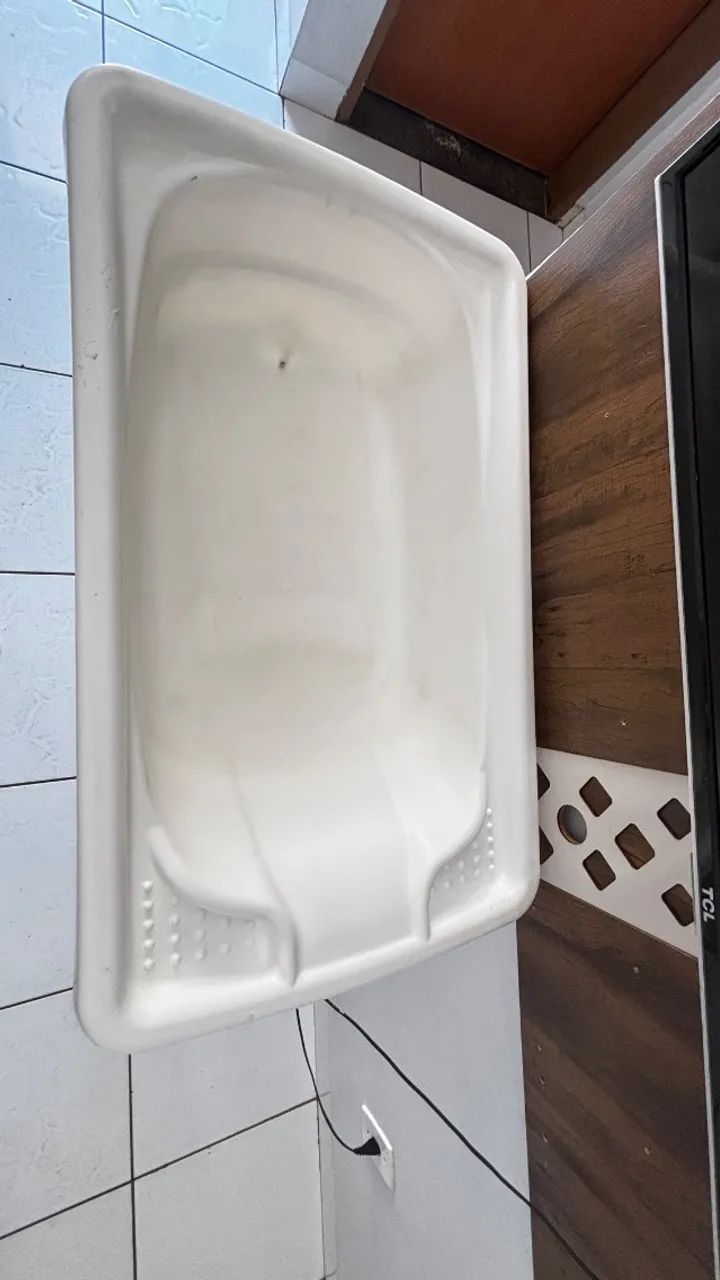 Banheira com suporte