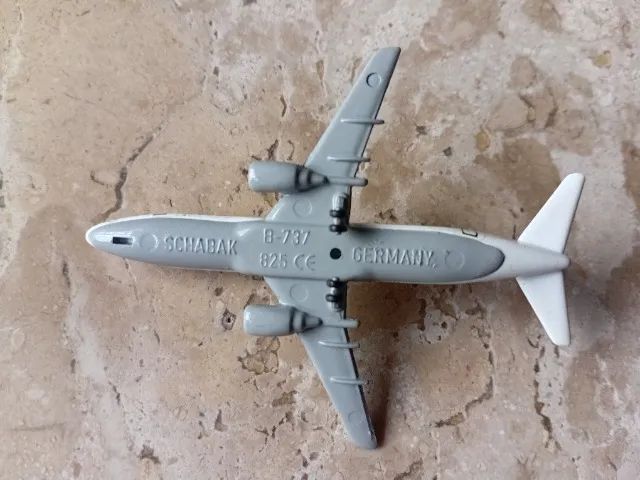 Miniatura Boeing 737 lufthansa - Foto 4