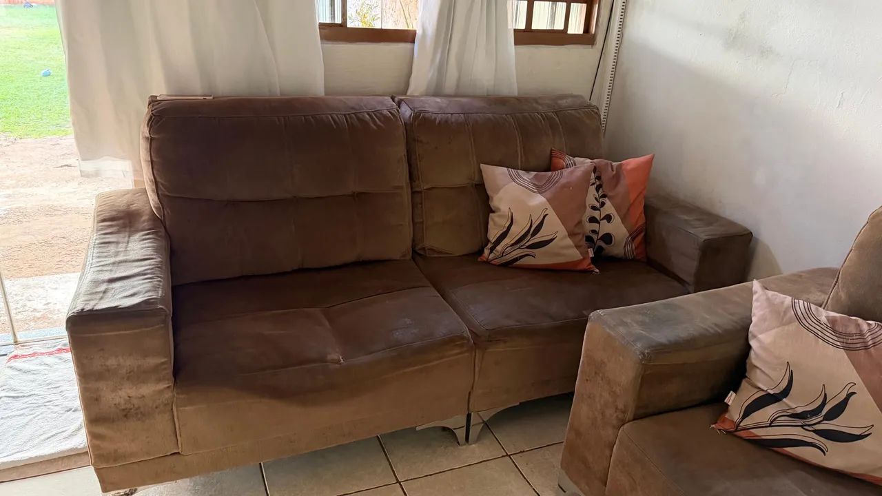 Sofá 3 e 2 lugares