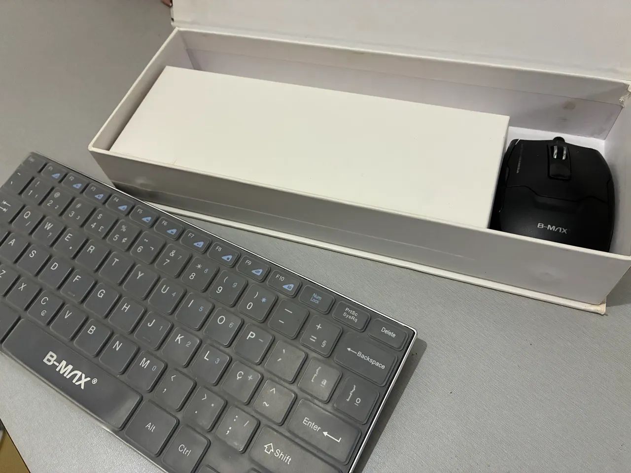 Teclado sem fio elegante e fino - Foto 4