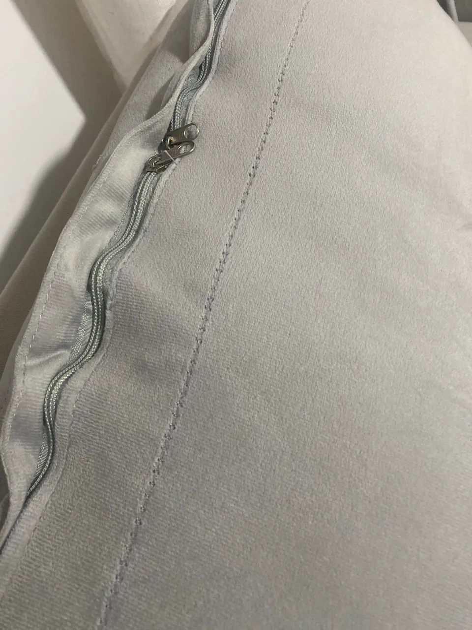 2 Poltronas Suede Cinza - Foto 3