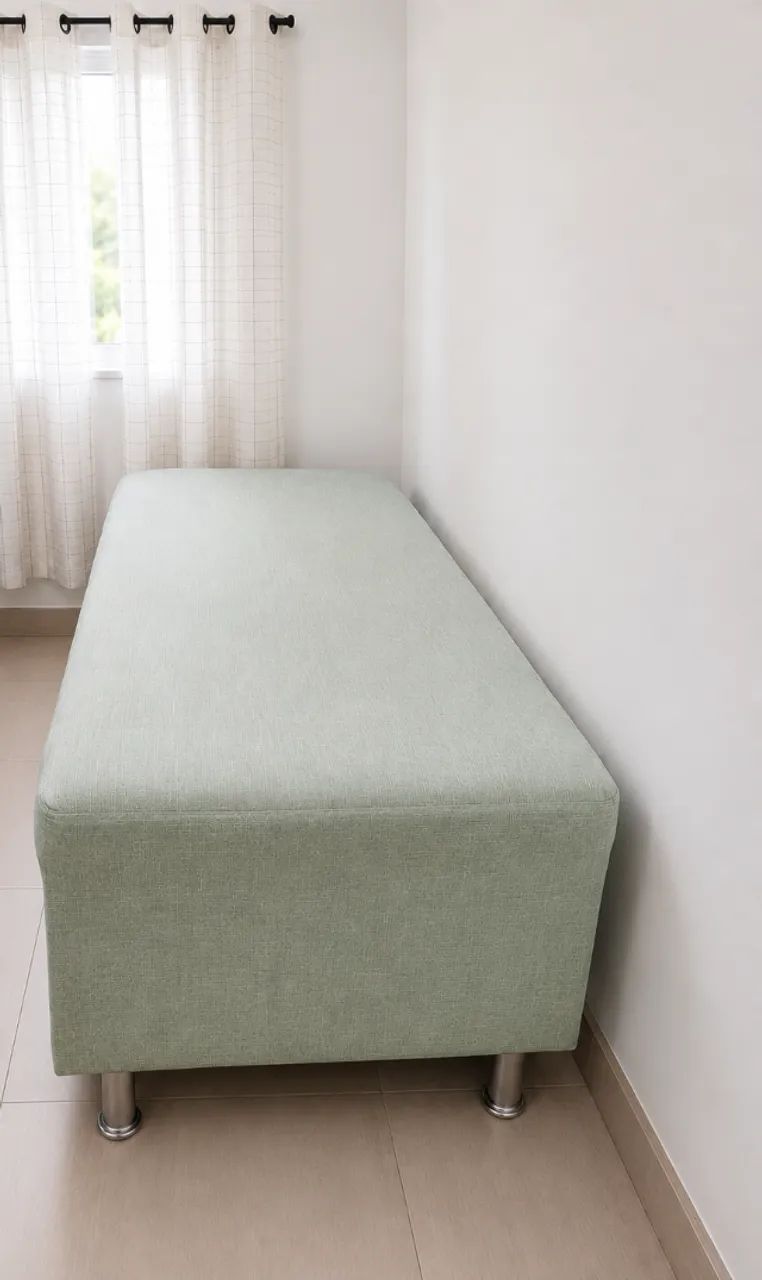 Duas camas de solteiro Box (vendo separado R$ 600 cada)