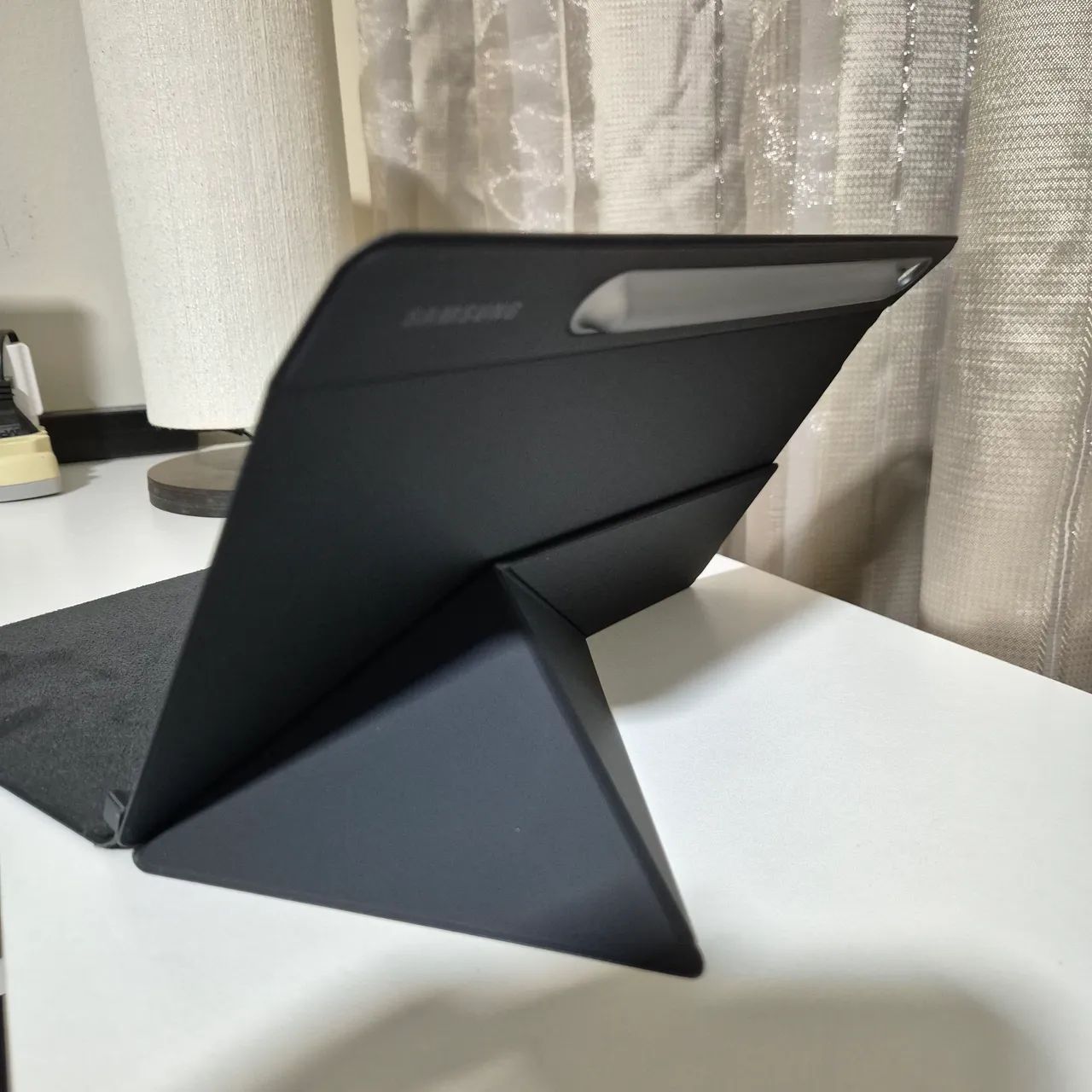 Capa Smart Book Cover Samsung Galaxy Tab S9, S9FE, 10LITE e S10FE<br>Preta - Foto 4