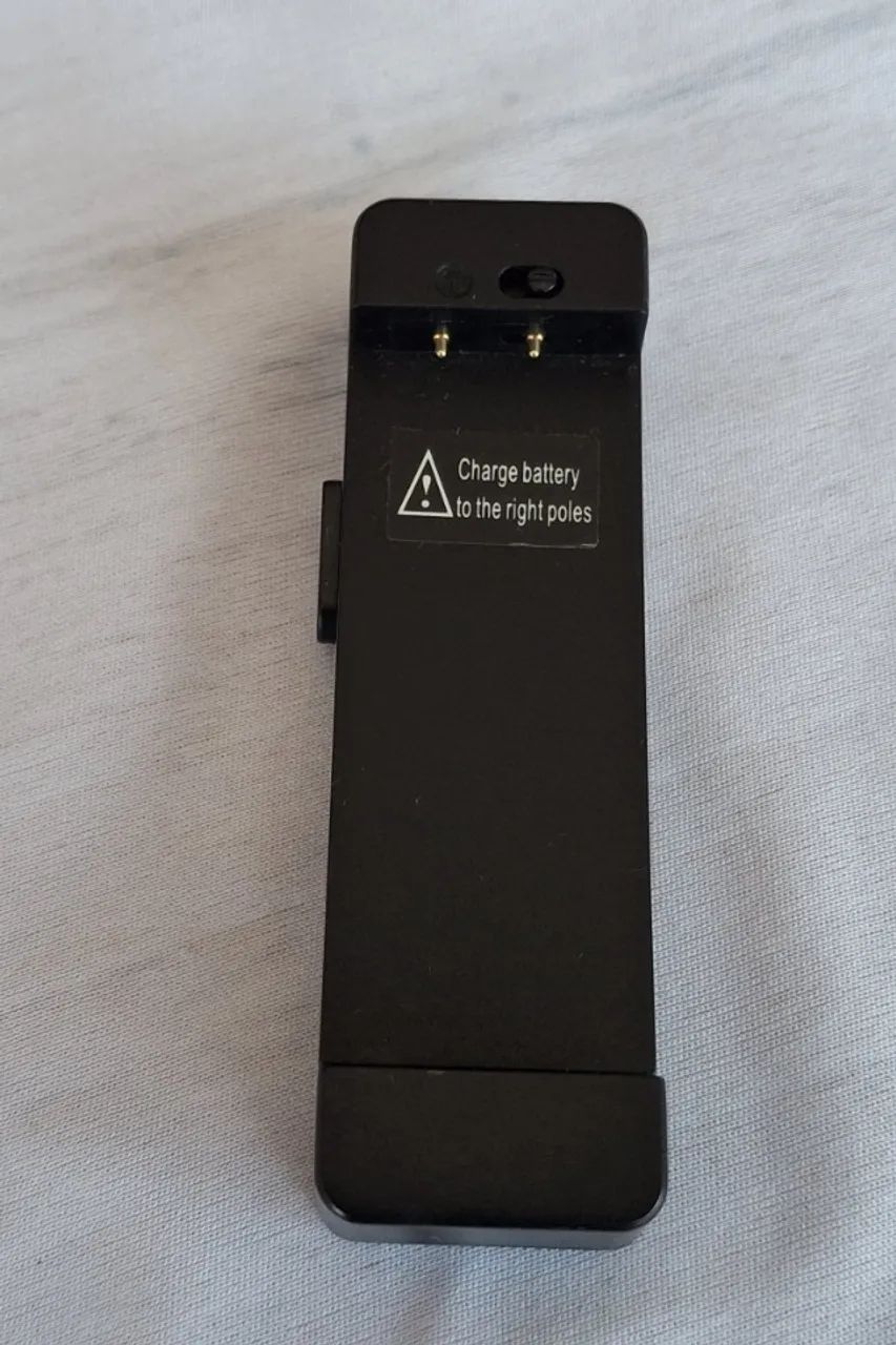 Carregador de bateria externa universal com indicador LED