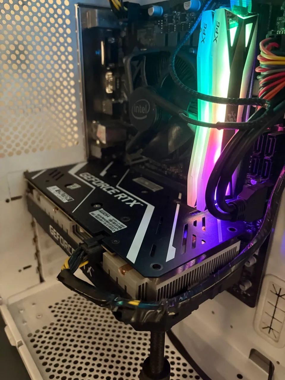RTX 3050 8GB GALAK DDR6 128BITES - Foto 2