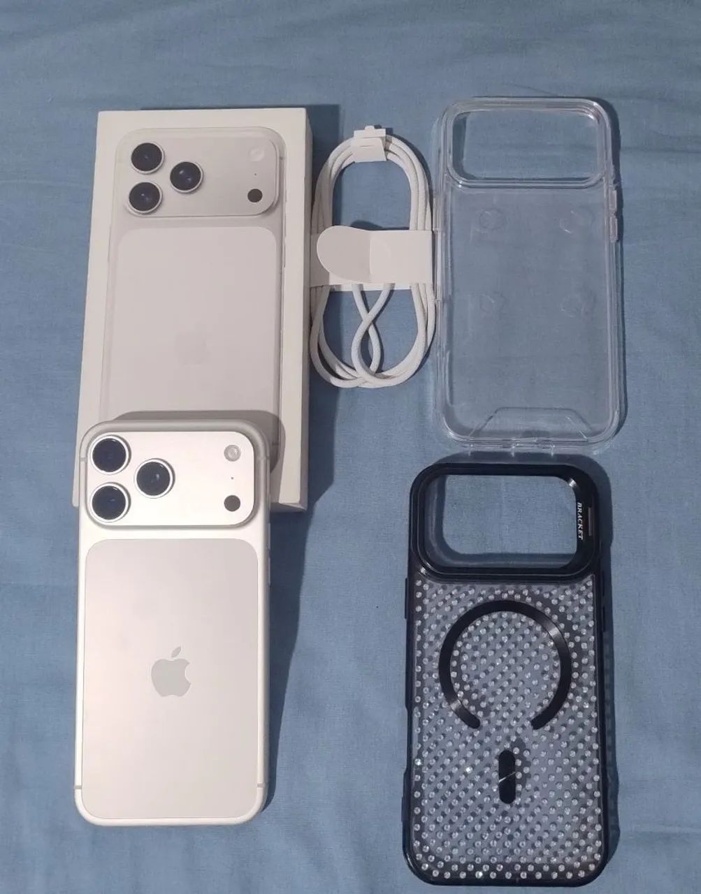 Vendo iPhone 17 Pró Max Prateado - Novo 