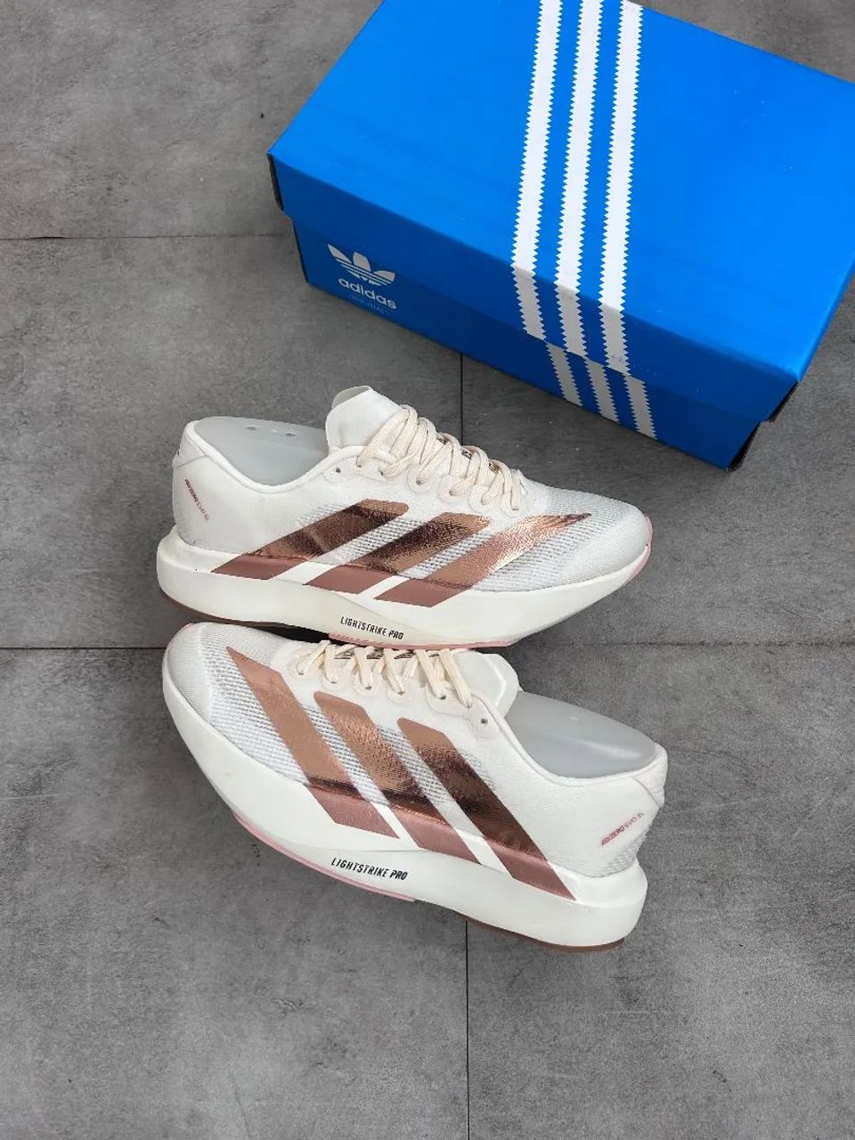 Tênis Adidas Adizero  - Foto 2