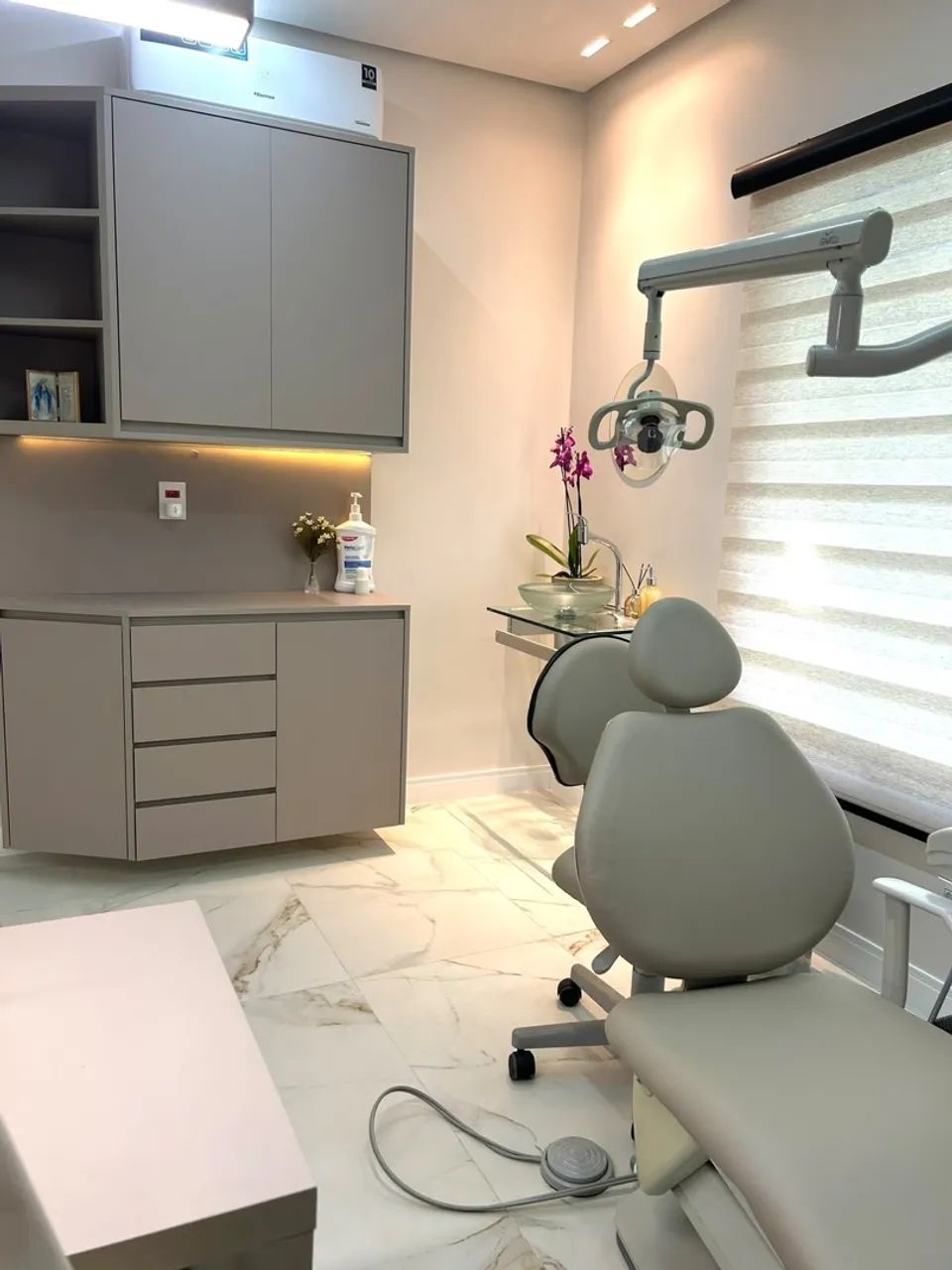 ALUGO SALA DENTISTA - ODONTOLÓGICA 