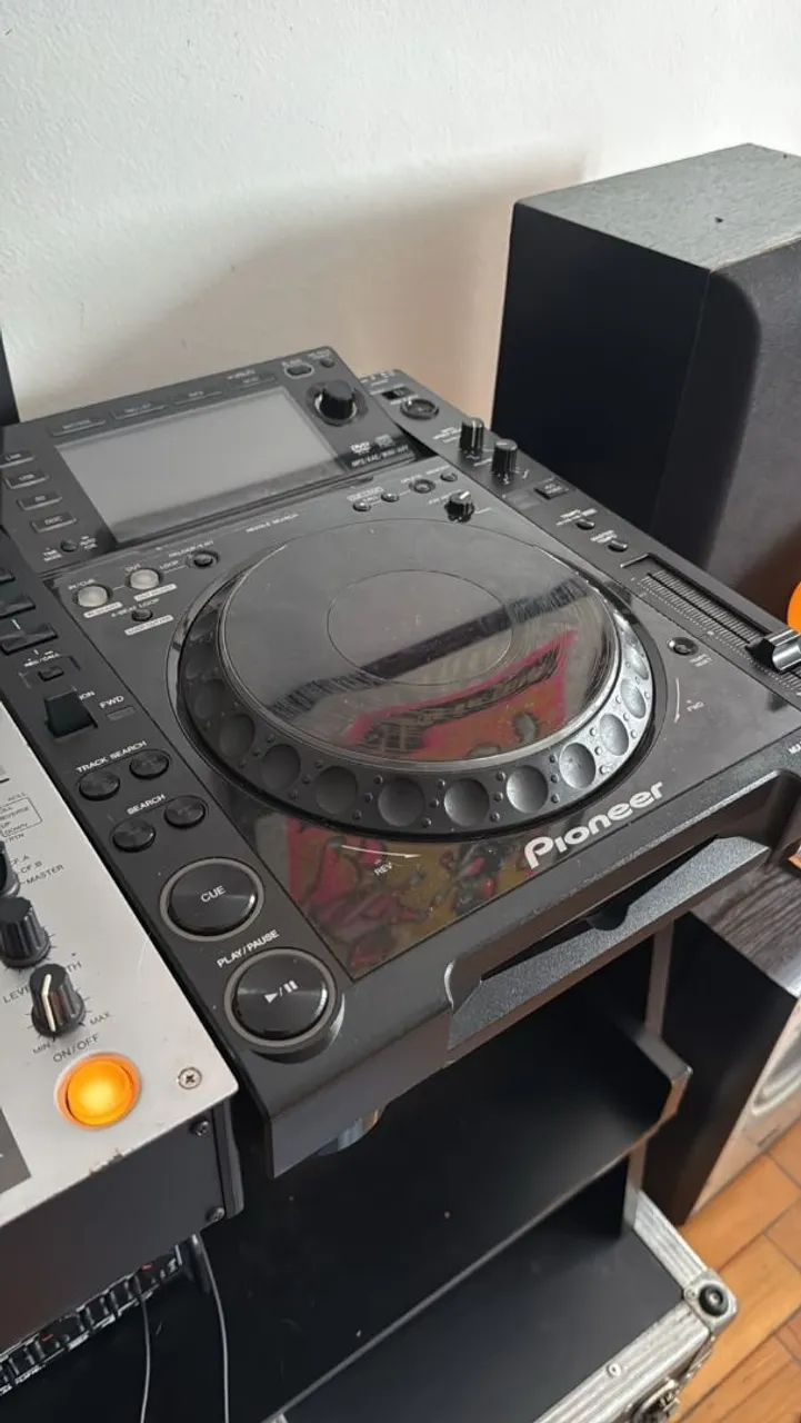 cdj 2000