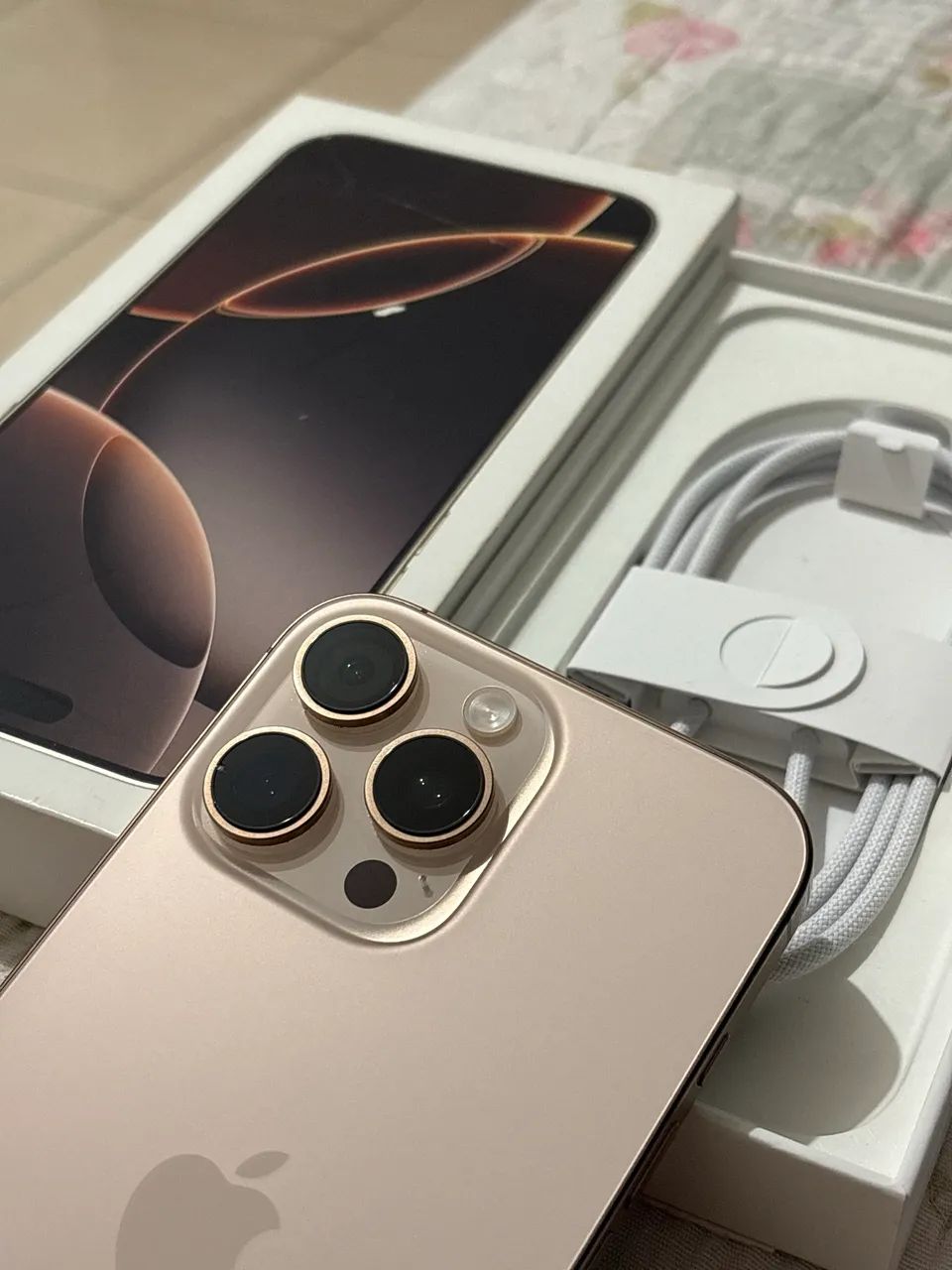 iphone 16 pro max - Foto 2
