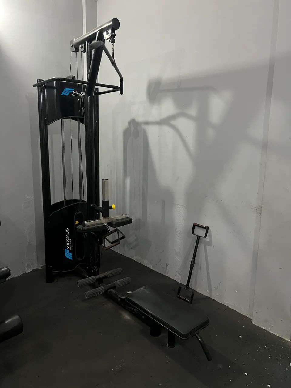 Máquina de Puxada alta com remada baixa  - Foto 2