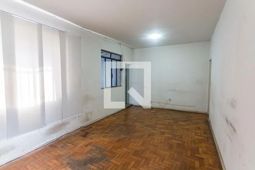 Casa à Venda - Floresta, 7 Quartos, 290 m2