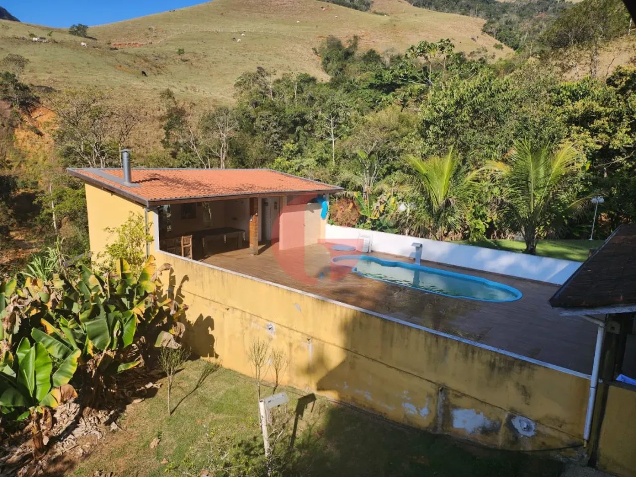 Linda chácara em São Francisco Xavier
