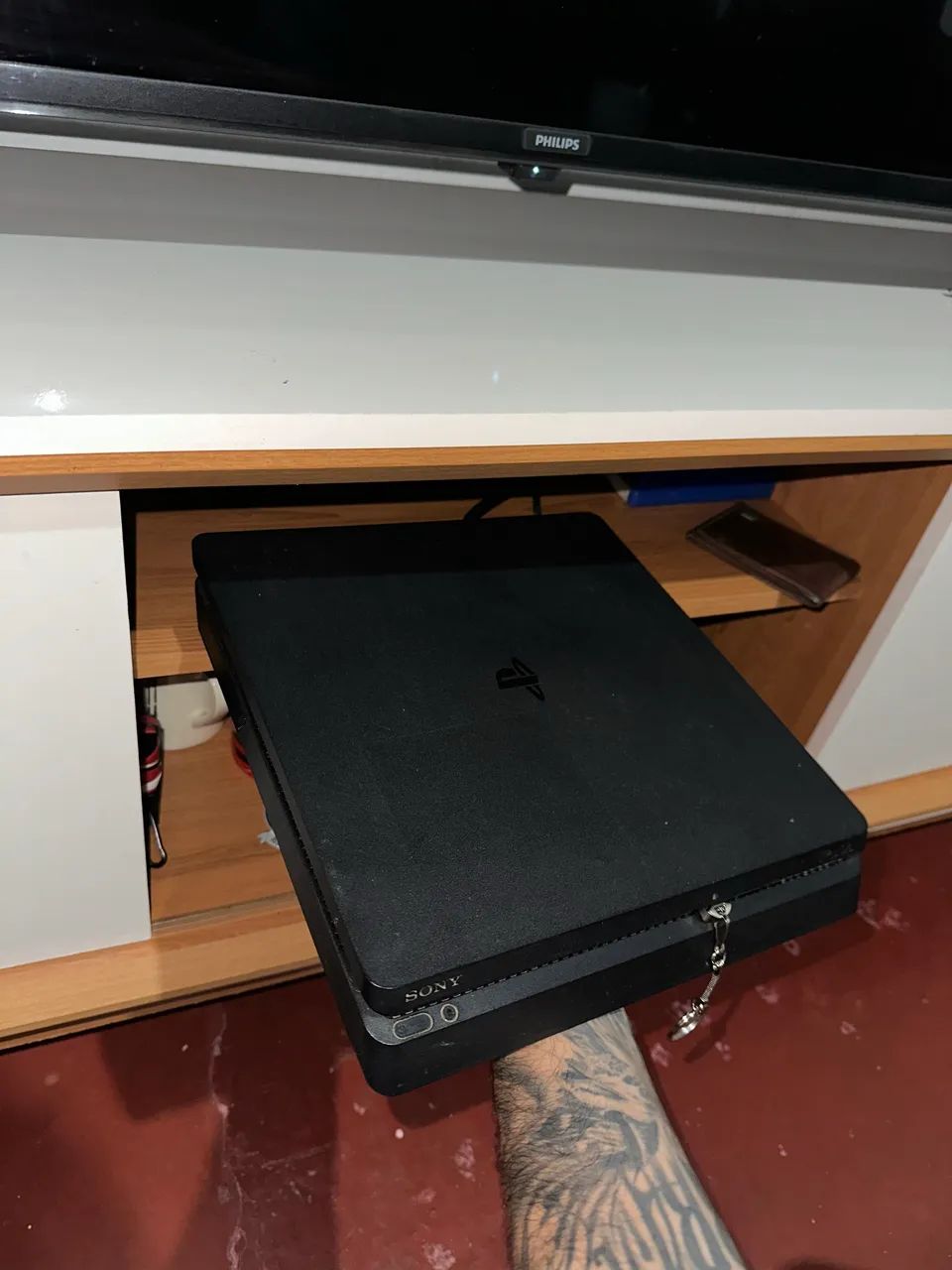 PS4 SLIM 1TB - Foto 3