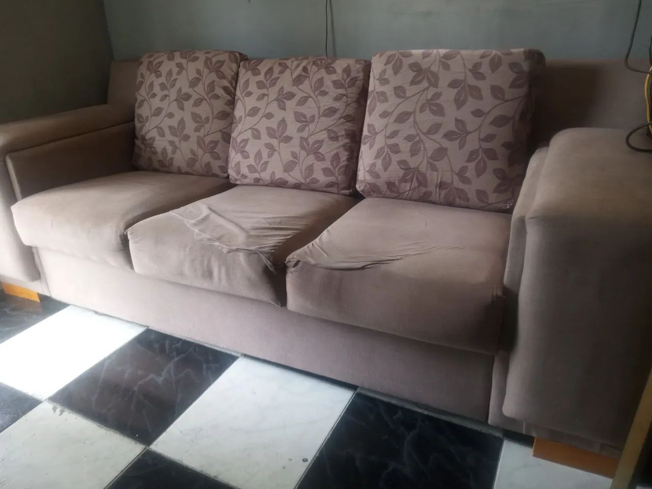 Sofá de 3 lugares  - Foto 2