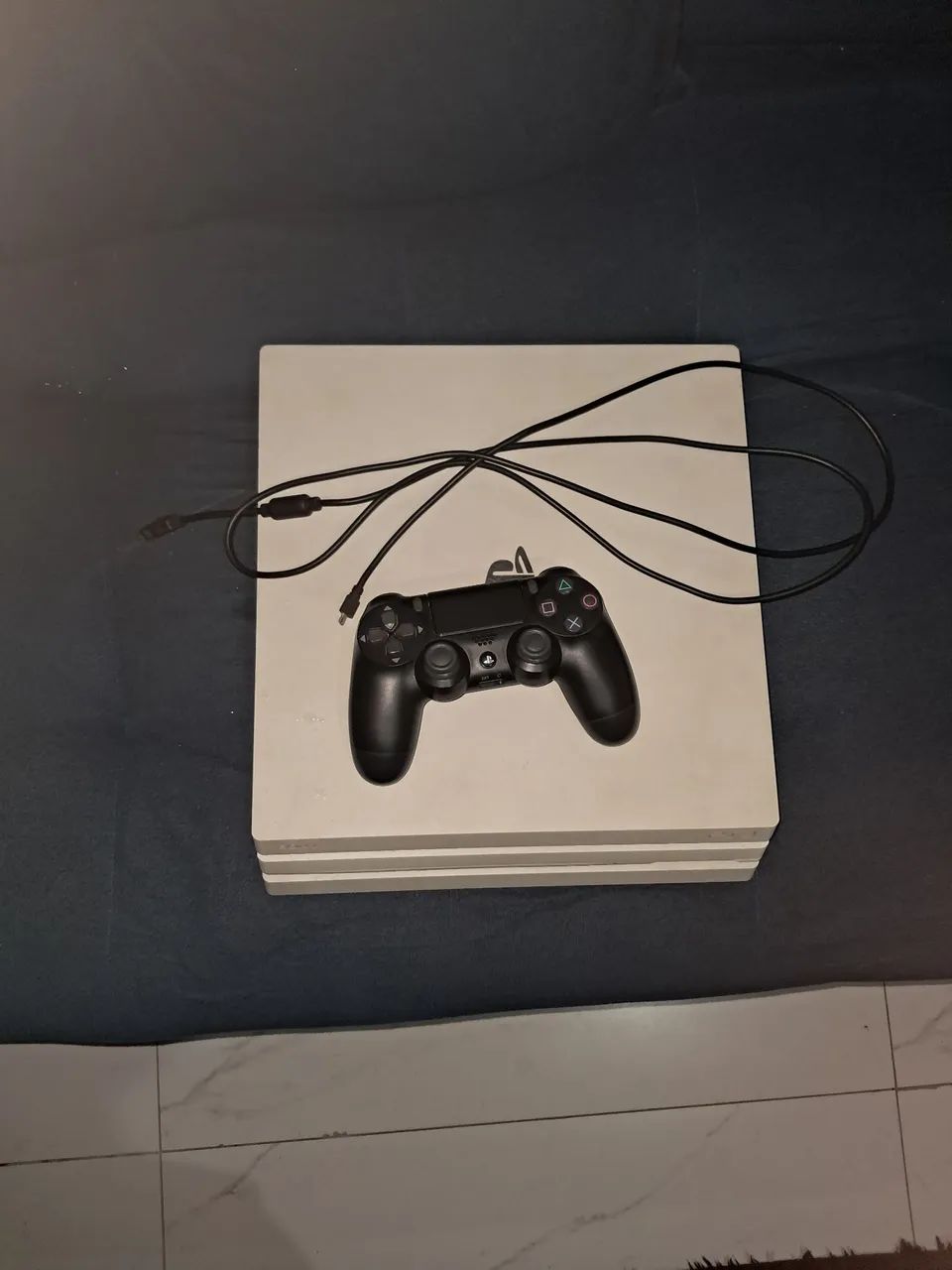 Ps4 Pro + Controle - Foto 2