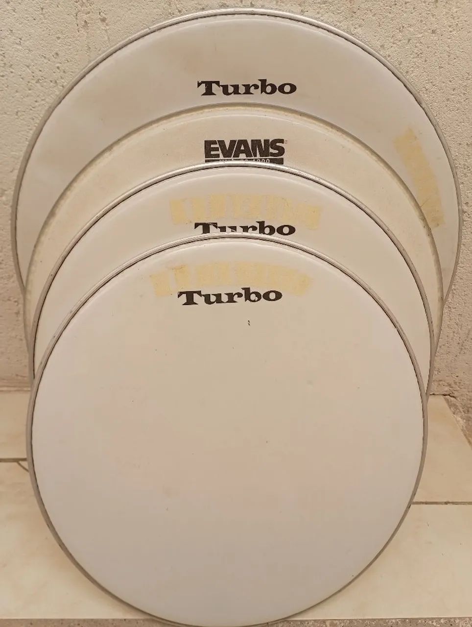 Peles de bateria musical 