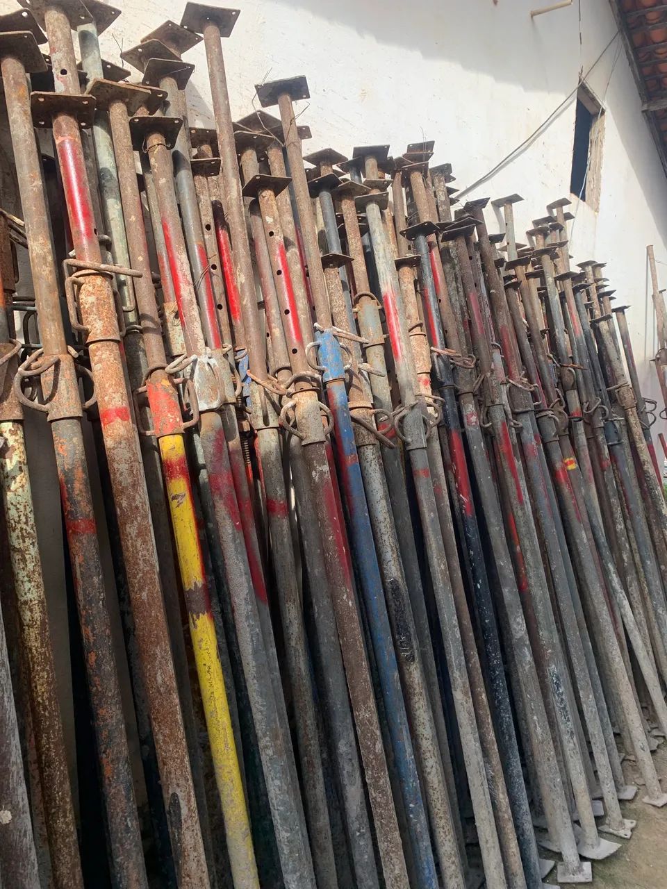  Aluguel de Escoras metálicas  - Foto 4