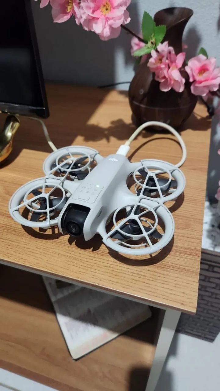 Drone dji neo leia a descrição 