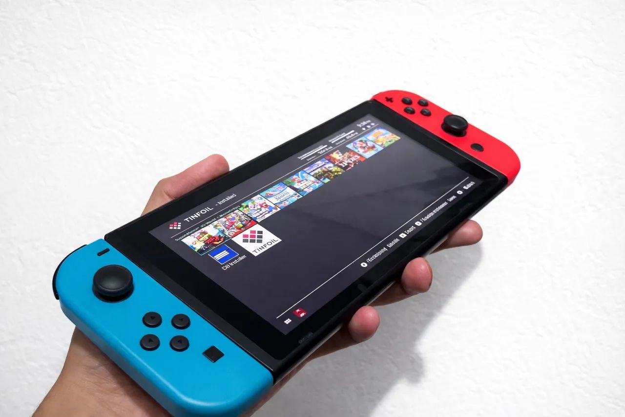 Nintendo Switch V2 - DESBLOQUEADO  - Foto 2