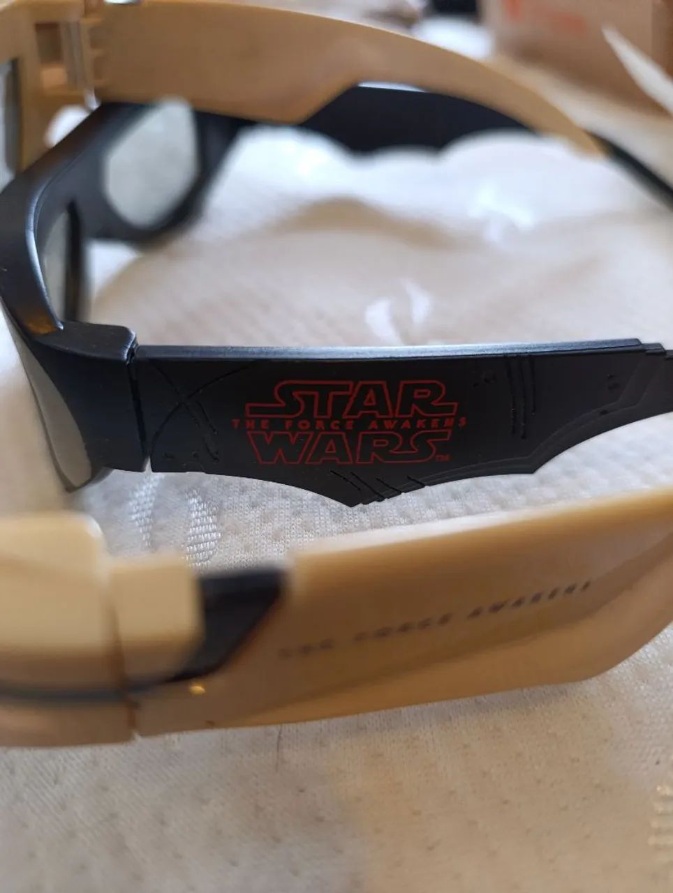 Kit 2 Óculos 3D Real D - Star Wars The Force Awakens - Foto 5