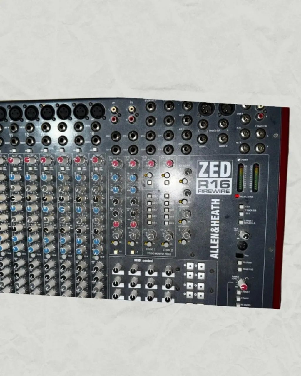Mesa de Som Allen & Heath ZED R16 Firewire 16 CANAIS - Foto 2
