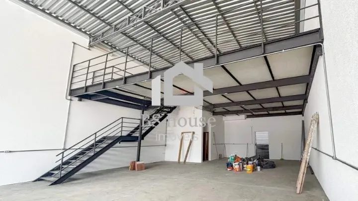 Aluguel de Salão Comercial com 350m² no Bairro Campestre