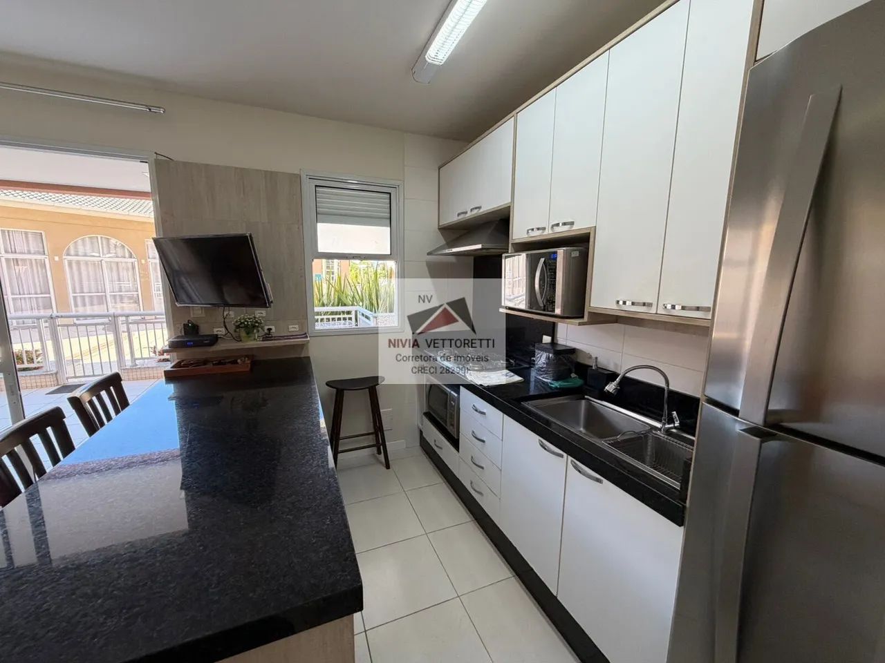 Apartamento térreo 2 dormitórios Mobiliado 150 metros do Mar! - Foto 4