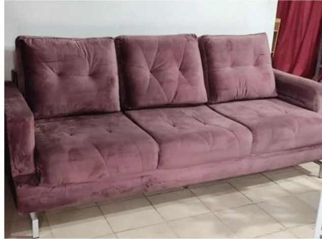 Sofá 3 lugares Suede Rosa 