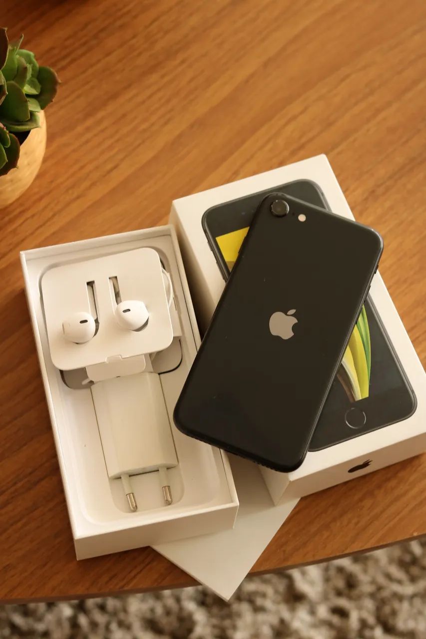 iPhone SE 2020 64GB 