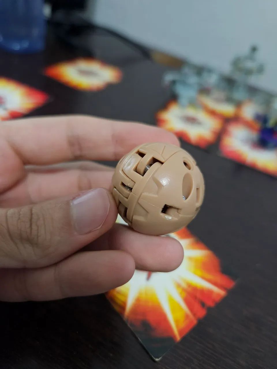 Bakugan subterra shadow vulcan - Foto 4