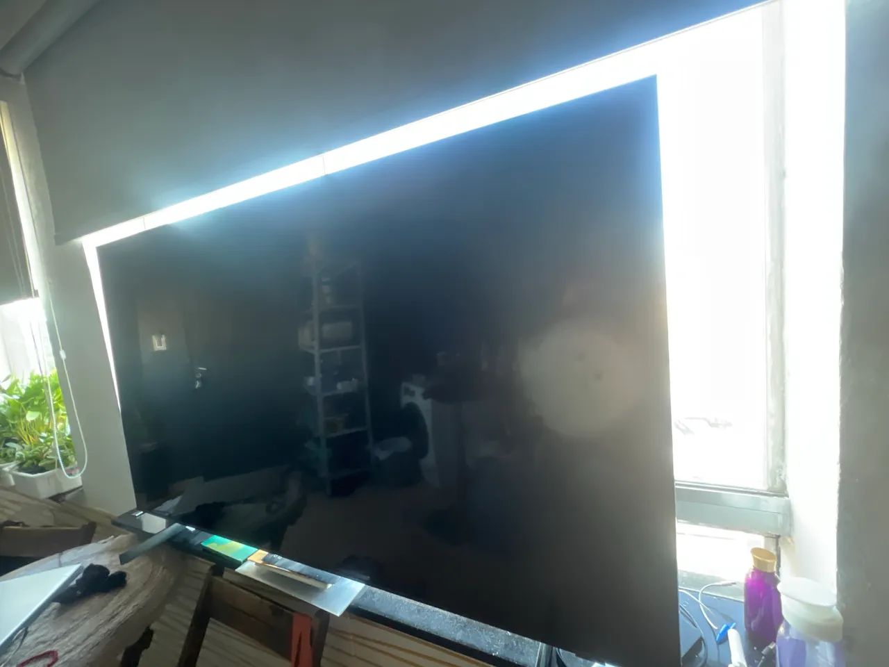 Samsung Crystal UHD 65? CU8000 - Tela Quebrada (Para Retirada de Peças)