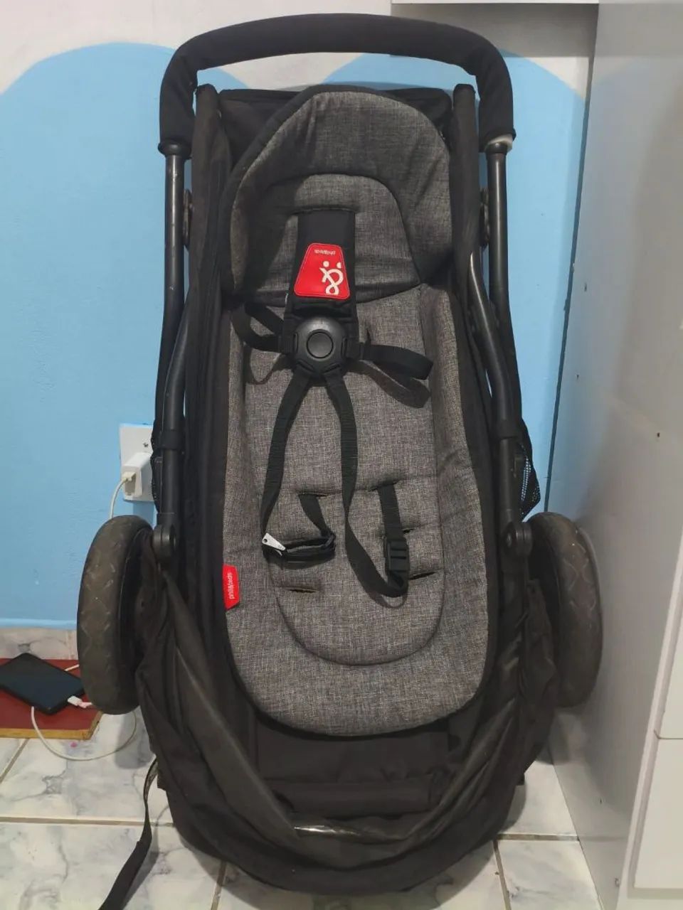 Vendo carrinho de bebê marca Phil&teds+ cercadinho 