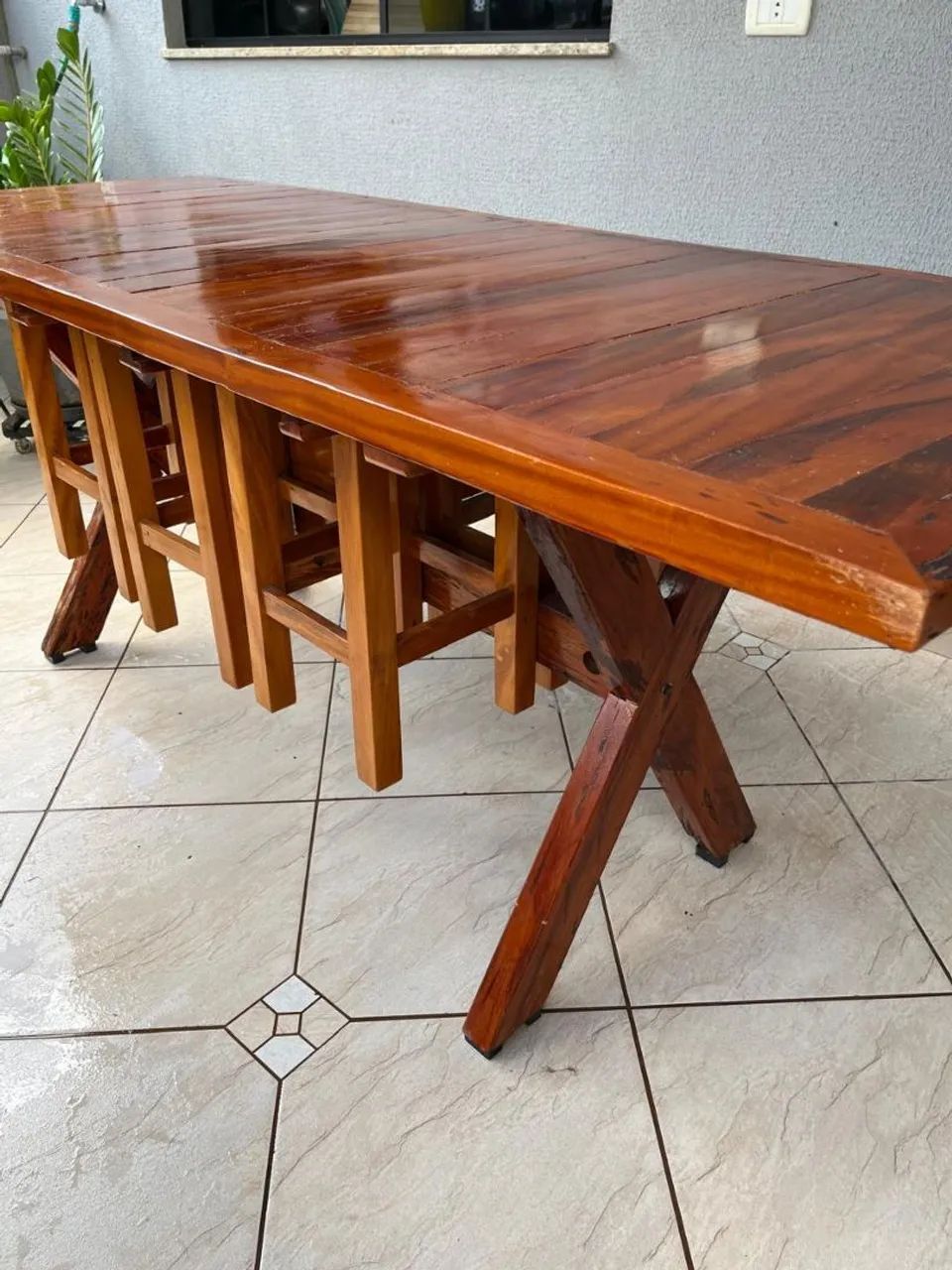 Mesa de madeira com banquetes  - Foto 2